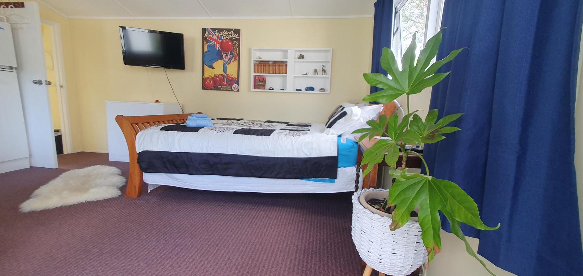 Waikanae Studio B&B Екстер'єр фото