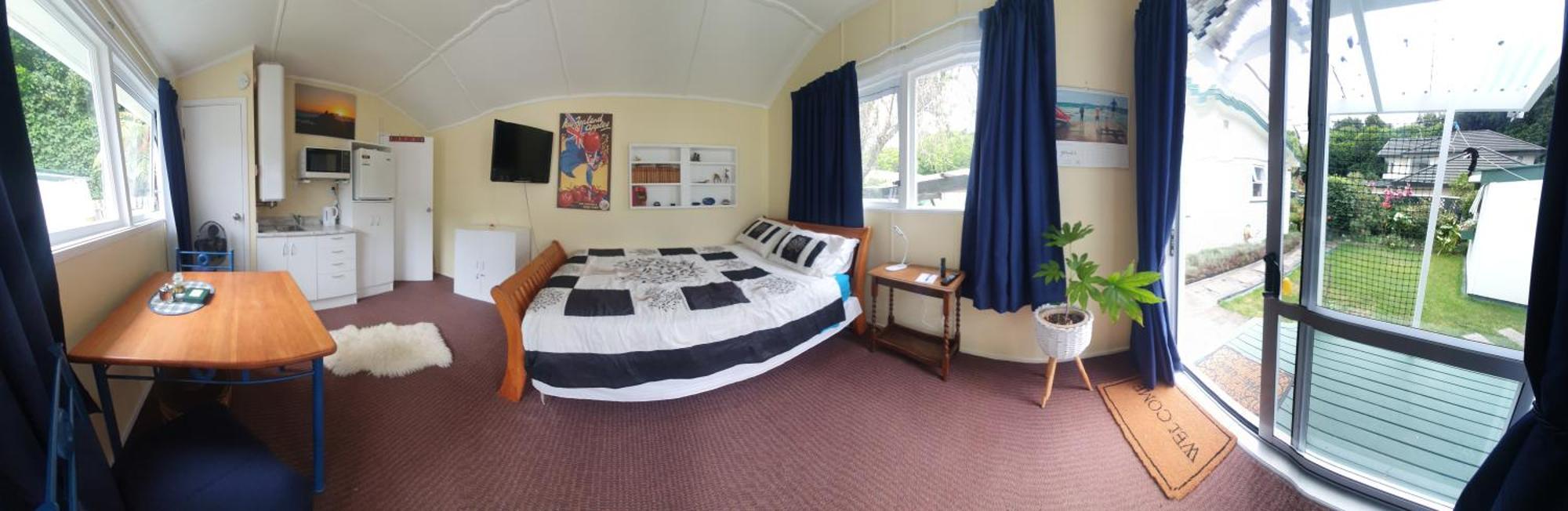 Waikanae Studio B&B Екстер'єр фото